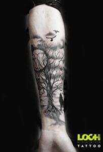 Loch Studio Tattoo - Pełnia księżyca z wilkiem