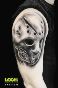 Loch Studio Tattoo - Tatuaż na ramieniu