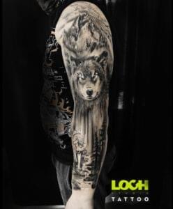 Loch Studio Tattoo - Rękaw z wilkiem