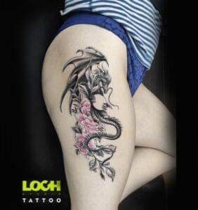 Loch Studio Tattoo - Smok z kwiatami