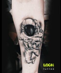 Loch Studio Tattoo - Astronauta