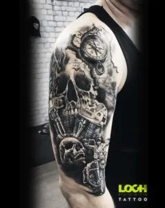 Loch Studio Tattoo - Tatuaż na ramieniu