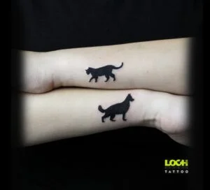 Loch Studio Tattoo - mały tatuaż kot i pies