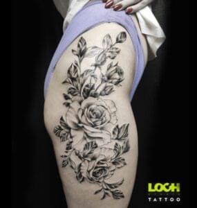Loch Studio Tattoo - Kwiaty na udzie