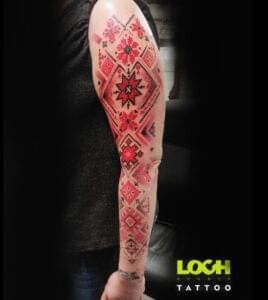 Loch Studio Tattoo - Tribal kolorowy