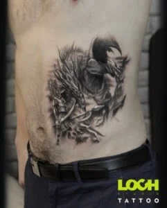 Loch Studio Tattoo - Autorska Husaria ze smokiem
