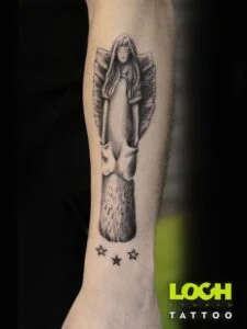 Loch Studio Tattoo - Figurka anioła