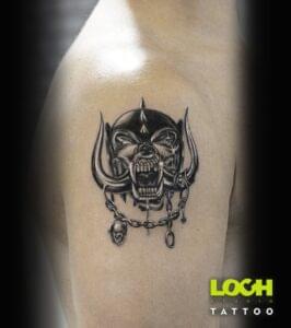 Loch Studio Tattoo - Tatuaż na ramieniu