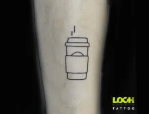 Loch Studio Tattoo - mały tatuaż kubek kawy