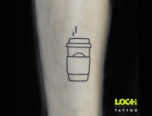 Loch Studio Tattoo - mały tatuaż kubek kawy